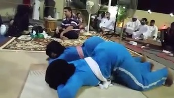butt voyeur amateur arab dance