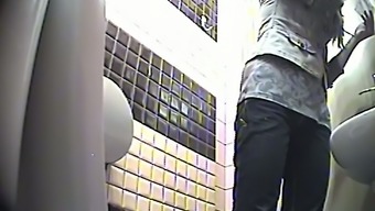 hidden cam hidden amazing cam voyeur toilet public beautiful blonde ass