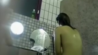 spy japanese shower public