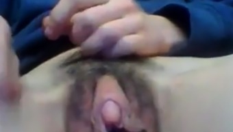 masturbation hairy amateur clit close up