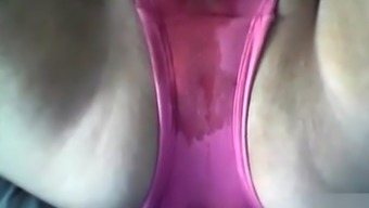 pink pee ex-gf cam bend over pissing pussy web cam