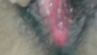 wet high definition hairy pussy