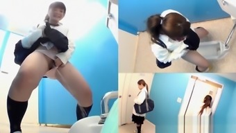 high definition japanese teen (18+) pissing toilet asian