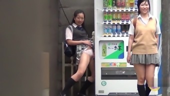 pee high definition japanese teen (18+) pissing asian