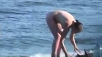 nude naked voyeur bend over outdoor public beach amateur
