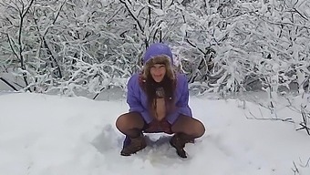 teen amateur pee german amateur high definition japanese stockings outdoor pissing public brunette amateur