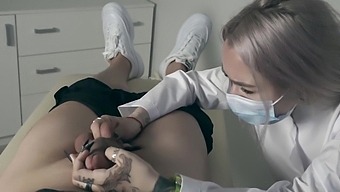 teen amateur penis high definition exam tattoo teen (18+) pov web cam fetish blonde amateur couple doctor