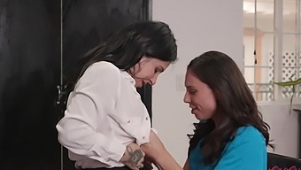 wild punk longhair natural milf finger brown lesbian office tattoo pornstar pussy brunette